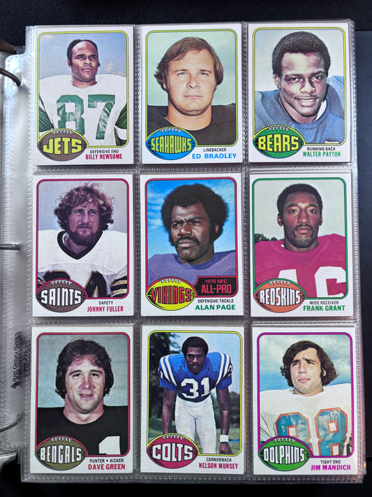 1976 Topps Football Complete Set, Walter Payton Rookie Card, Mint Condition