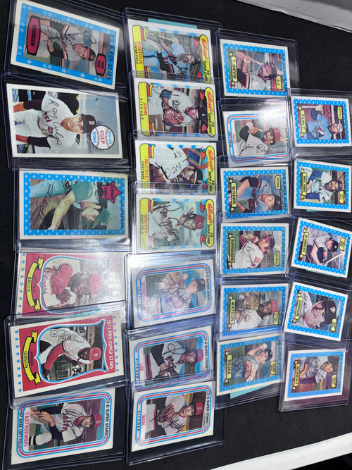 Vintage Kellogg's Lot, Bob Gibson, Brook Robinson, Lou Brock, Carl Yastrzemski, Dobson, Culp, 24 Cards