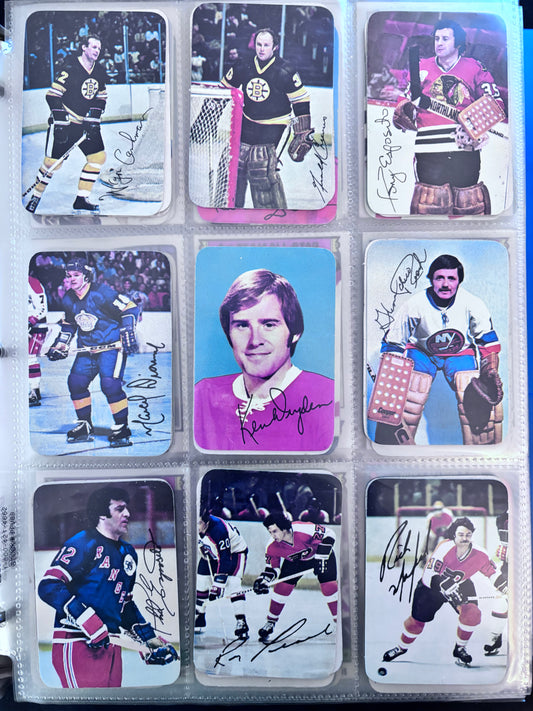 1976 Topps Glossy Insert Complete Set, Bobby Orr, Ken Dryden, Tony Esposito, 22 Cards